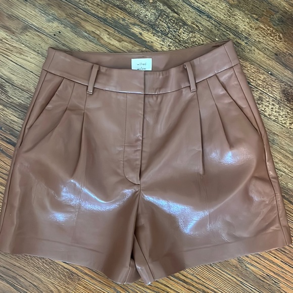 Aritzia Wilfred effortless 5” vegan leather shorts size 8 epicurean brown - Picture 1 of 6